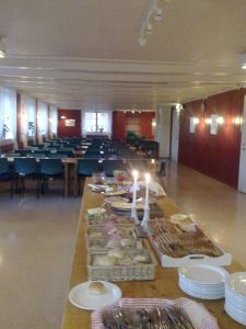 1966309_10153872062715422_1667387489_o